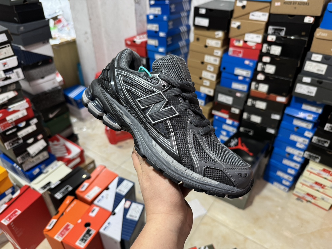 New Balance NB 1906R